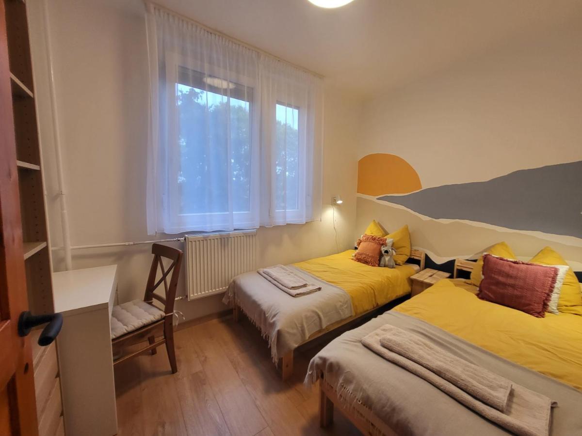 Koala Apartman Szekesfehervar Apartment ภายนอก รูปภาพ